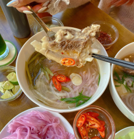 Phở Sườn Bò